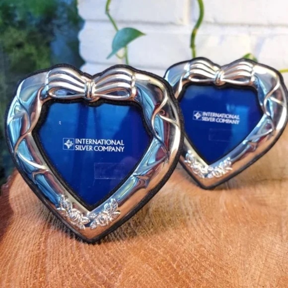 Silver Plated Heart Shaped Embossed Frames - Picture 5 of 8